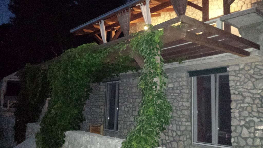 Holiday Home Villa Venta โตรกีร์ ภายนอก รูปภาพ