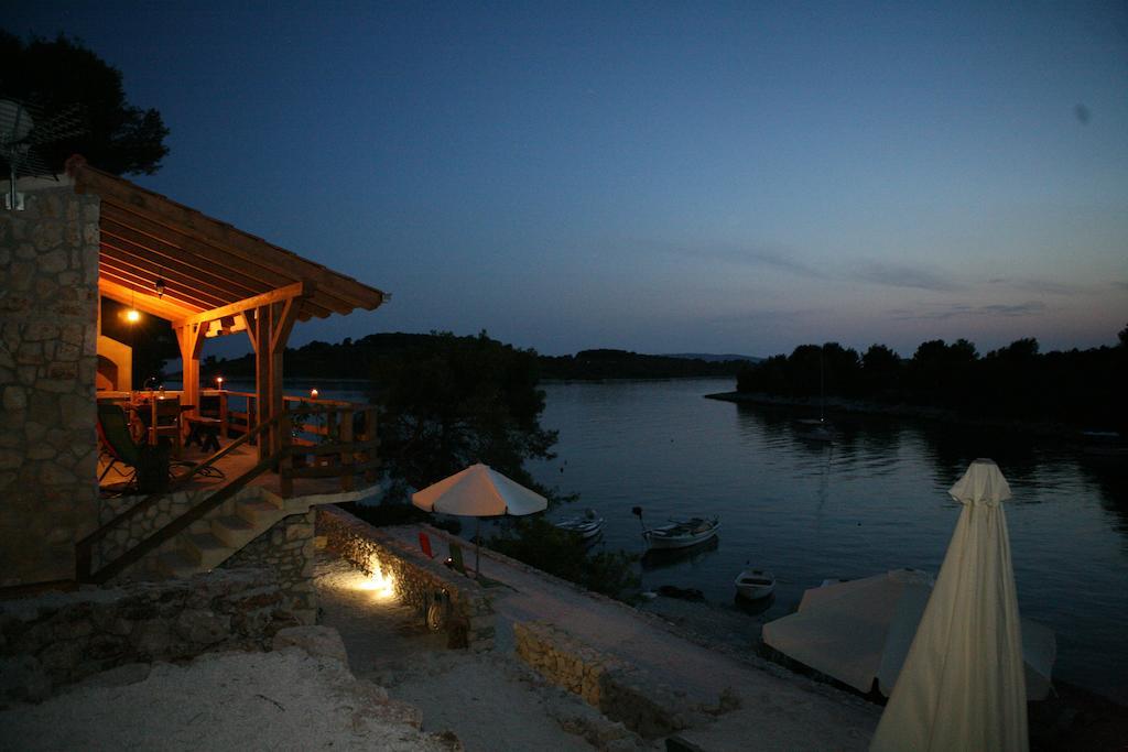 Holiday Home Villa Venta โตรกีร์ ห้อง รูปภาพ